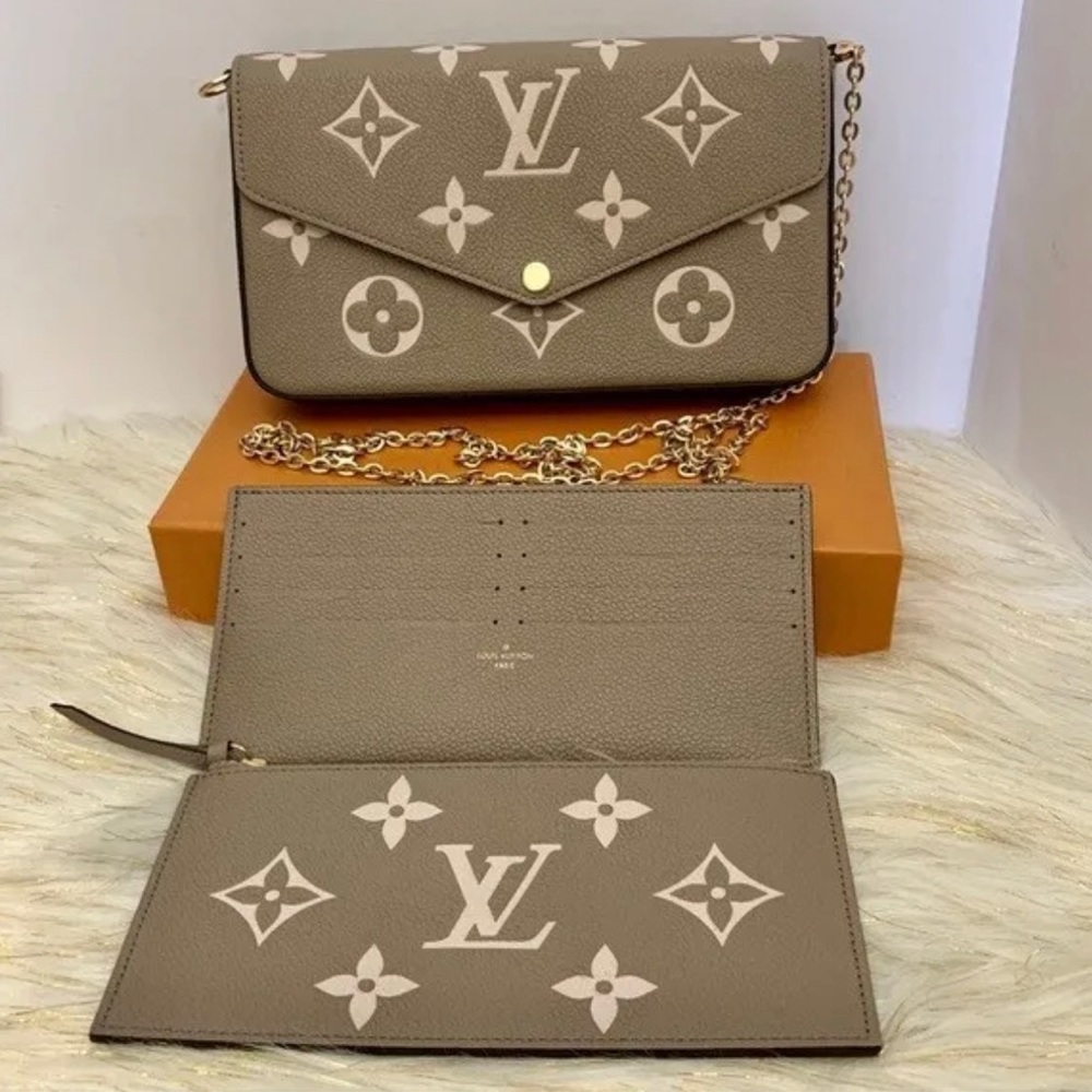 Louis Vuitton Félicie Pochette Pouch Cream Leather